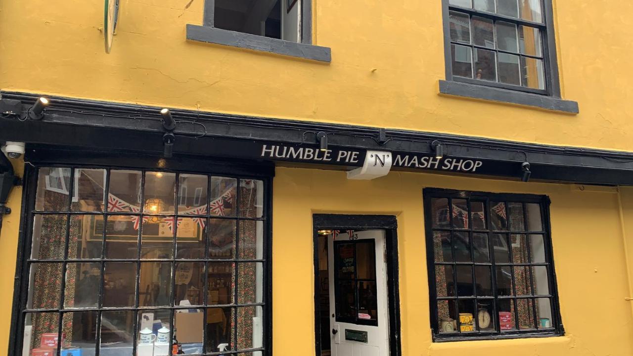 Bed and Breakfast Little Pie In The Sky Whitby Esterno foto